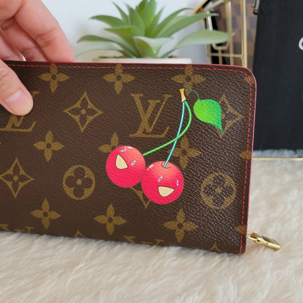💕LIMITED Edition Louis Vuitton Porte-Monnaie Zippy Wallet Monogram Cerises